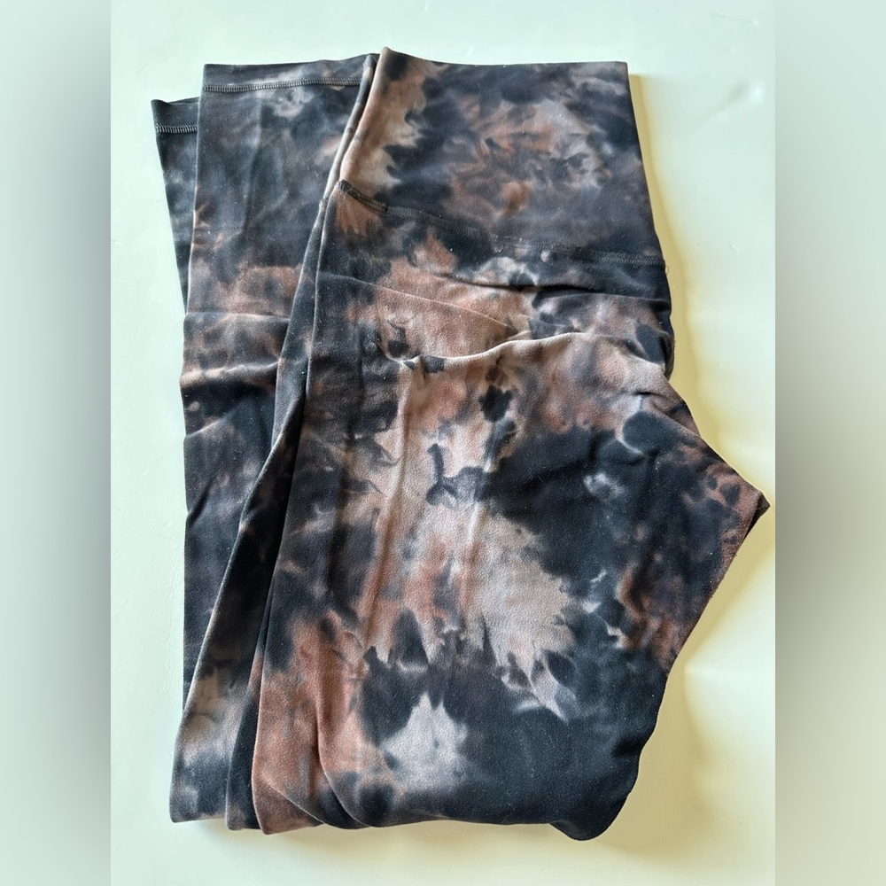 Lululemon Align Diamond dye leggings